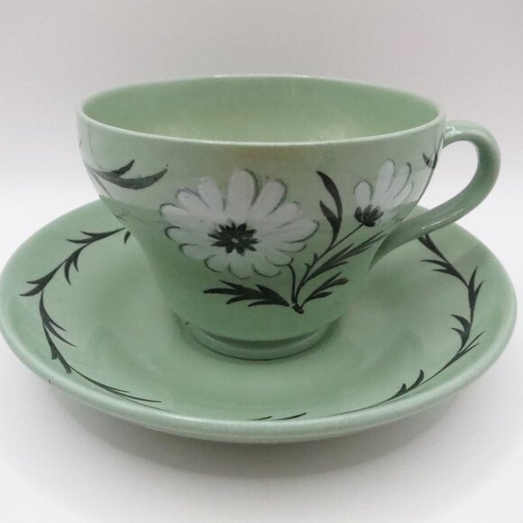 Wedgwood Aster Celadon Green Teacup Saucer Set of 2 England - Picture 3 of 10